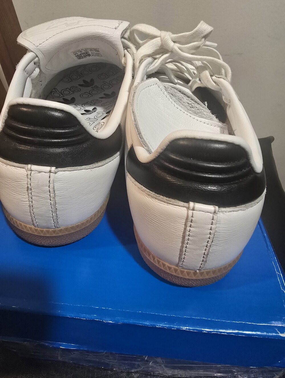 adidas Women White Sneakers with Black Stripes and Gum Sole - Picture 7 of 8
